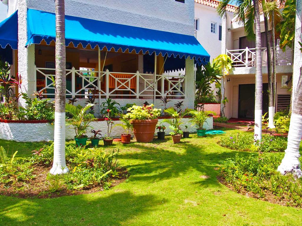 Chrisanns Paradise Suite By The Ocean - Apt#9 Очо-Риос Экстерьер фото
